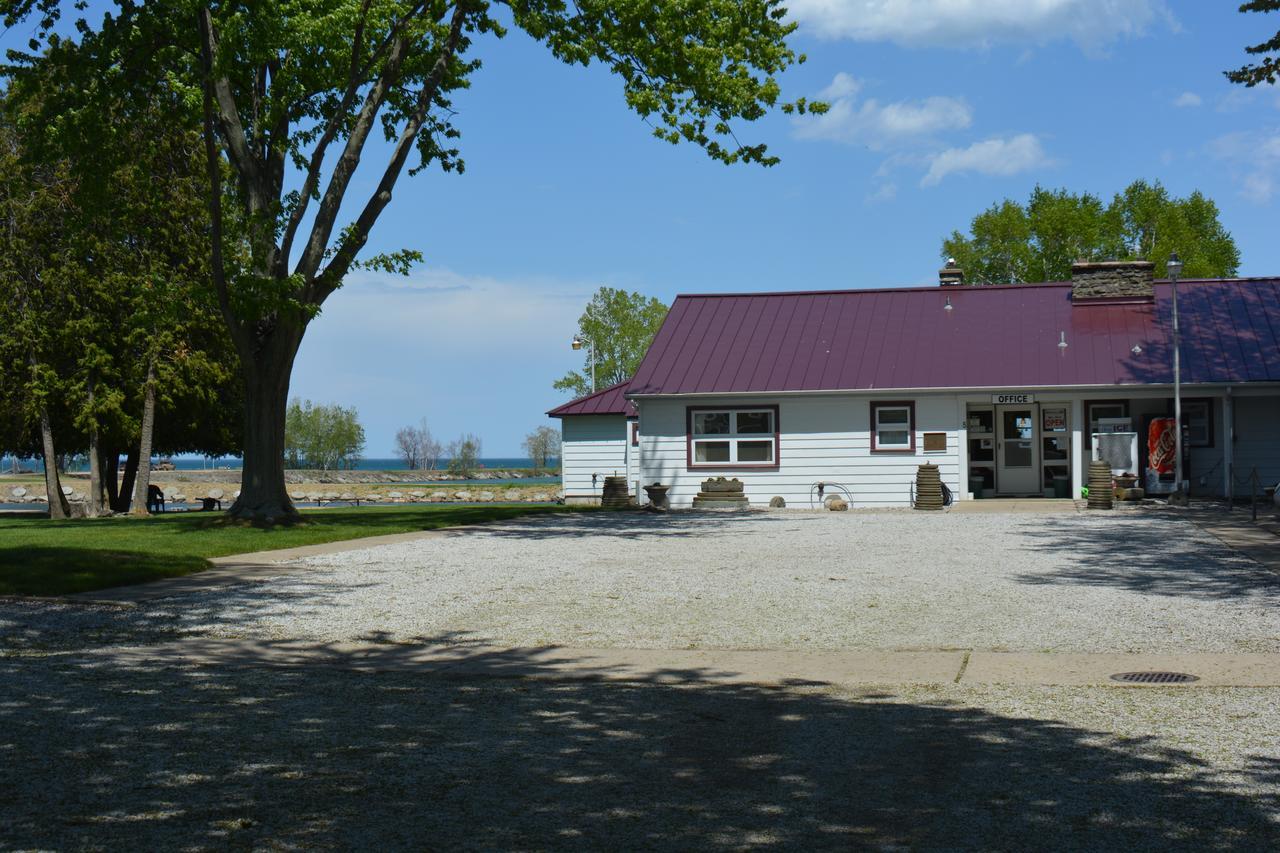 Whalens Grindstone Shores, Inc. Frankenmuth Exterior photo