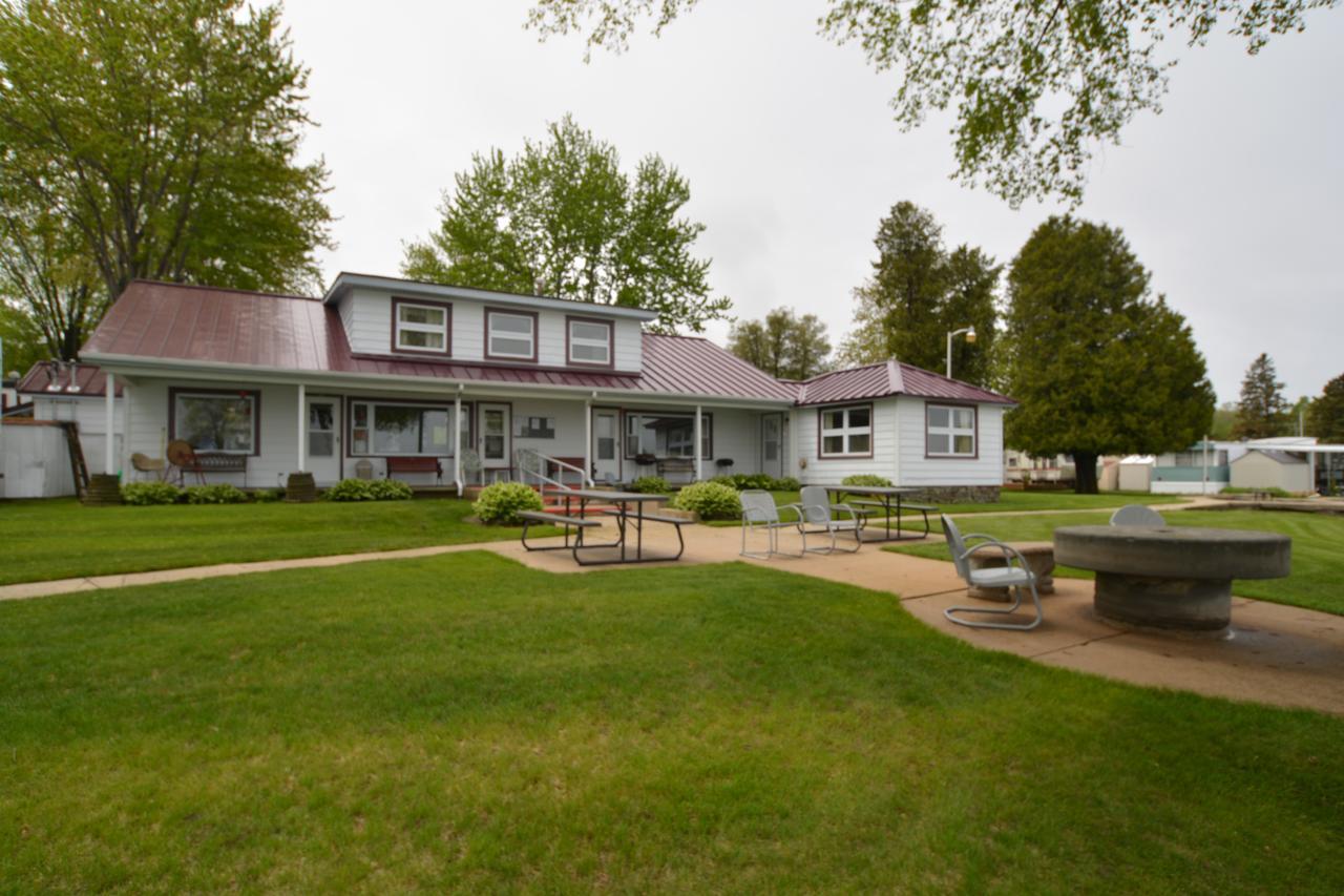 Whalens Grindstone Shores, Inc. Frankenmuth Exterior photo